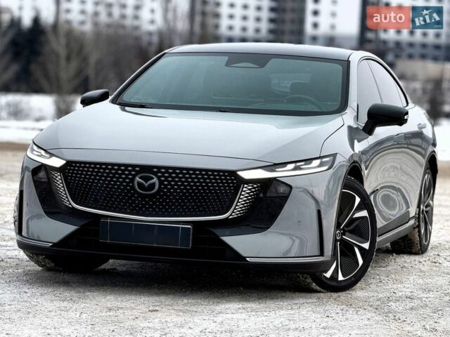 Серый Мазда EZ-6, объемом двигателя 0 л и пробегом 21 тыс. км за 29000 $, фото 1 на Automoto.ua