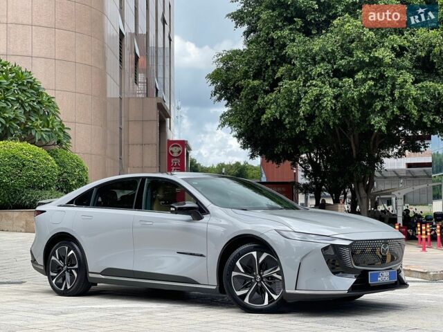 Серый Мазда EZ-6, объемом двигателя 0 л и пробегом 7 тыс. км за 29600 $, фото 1 на Automoto.ua