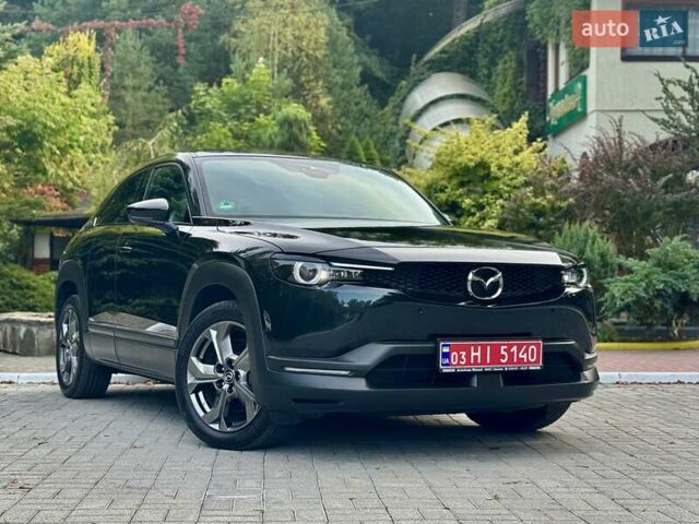 Черный Мазда MX-30, объемом двигателя 0 л и пробегом 38 тыс. км за 14600 $, фото 1 на Automoto.ua