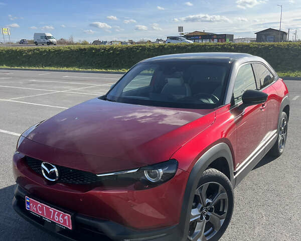 Мазда MX-30 2020 в Львове на Automoto.ua Красный Мазда MX-30, объемом двигателя 0 л и пробегом 61 тыс. км за 14700 $, фото 1 на Automoto.ua