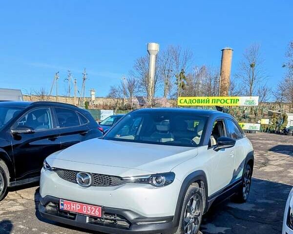 Мазда MX-30, объемом двигателя 0 л и пробегом 100 тыс. км за 13950 $, фото 1 на Automoto.ua