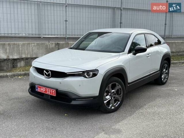 Серый Мазда MX-30, объемом двигателя 0 л и пробегом 115 тыс. км за 14900 $, фото 1 на Automoto.ua