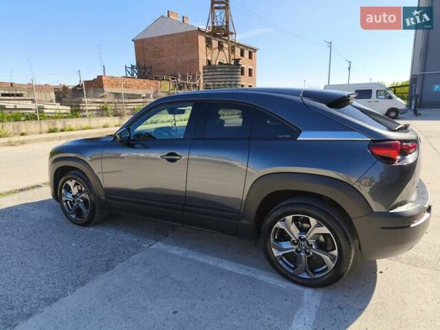 Серый Мазда MX-30, объемом двигателя 0 л и пробегом 81 тыс. км за 17500 $, фото 1 на Automoto.ua