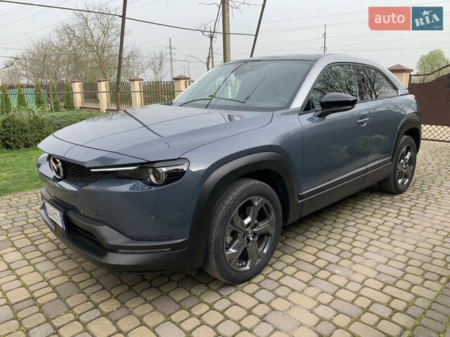 Серый Мазда MX-30, объемом двигателя 0 л и пробегом 14 тыс. км за 15999 $, фото 1 на Automoto.ua