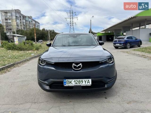 Серый Мазда MX-30, объемом двигателя 0 л и пробегом 24 тыс. км за 16800 $, фото 1 на Automoto.ua