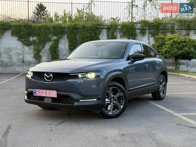 Серый Мазда MX-30, объемом двигателя 0 л и пробегом 80 тыс. км за 14399 $, фото 1 на Automoto.ua
