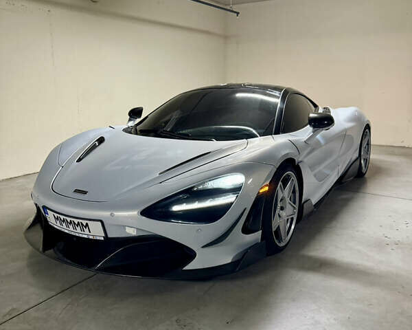 Серый МакЛарен 720S, объемом двигателя 0 л и пробегом 94 тыс. км за 335000 $, фото 1 на Automoto.ua