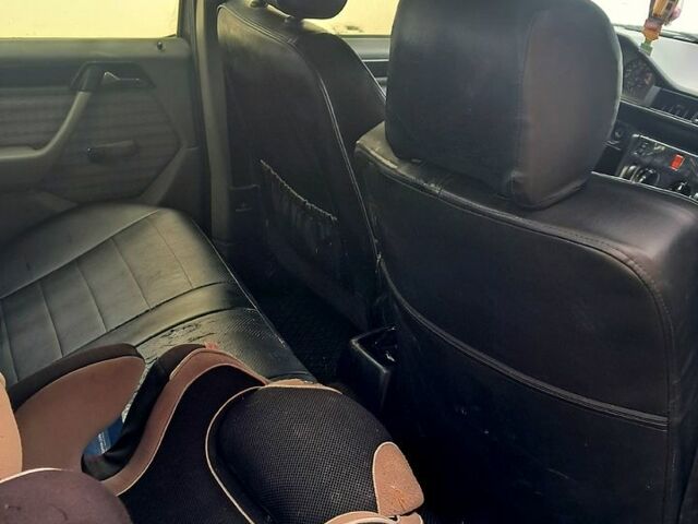 Серый Мерседес 124, объемом двигателя 2.3 л и пробегом 0 тыс. км за 2000 $, фото 1 на Automoto.ua