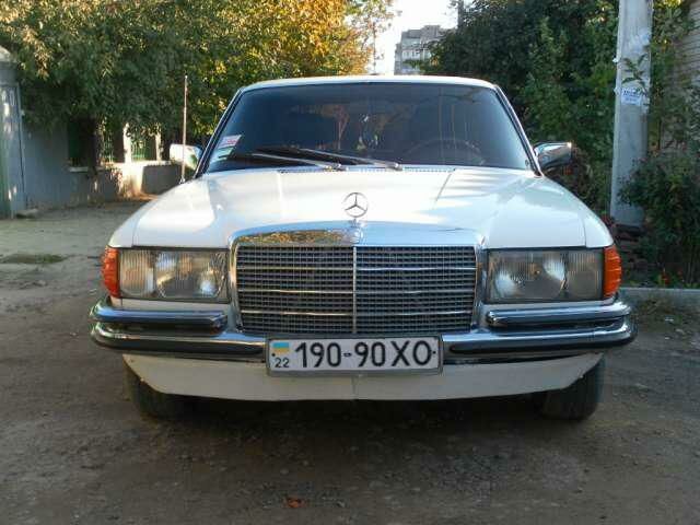 Белый Мерседес 1831, объемом двигателя 2.8 л и пробегом 226 тыс. км за 7000 $, фото 1 на Automoto.ua