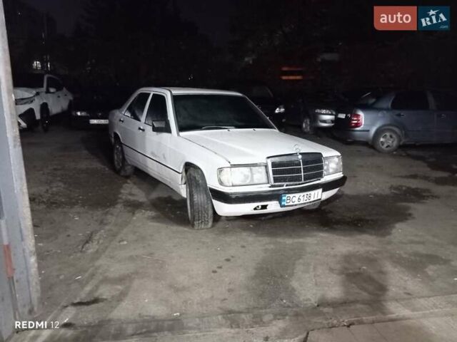 Білий Мерседес 190, об'ємом двигуна 2 л та пробігом 100 тис. км за 1500 $, фото 1 на Automoto.ua