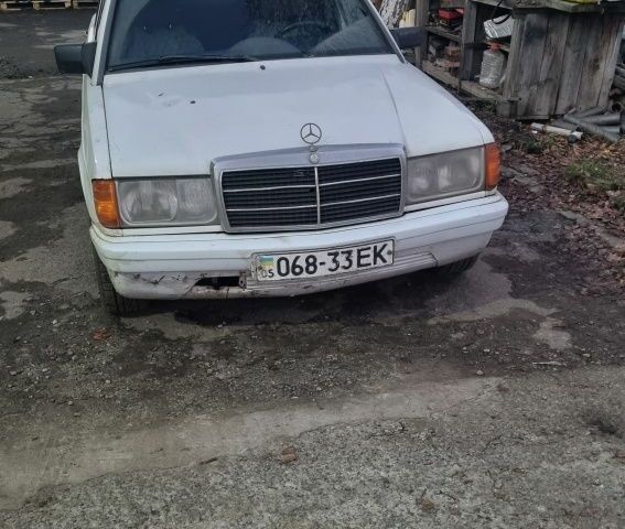 Білий Мерседес 190, об'ємом двигуна 2 л та пробігом 1 тис. км за 2500 $, фото 1 на Automoto.ua