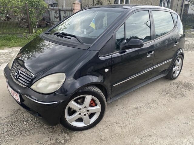 Черный Мерседес 190, объемом двигателя 0 л и пробегом 3 тыс. км за 1649 $, фото 1 на Automoto.ua