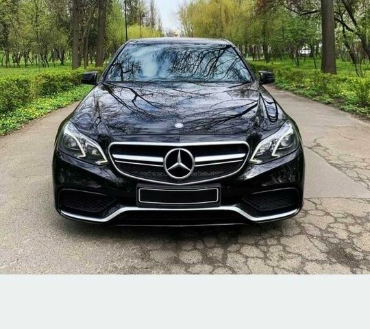 Чорний Мерседес 190, об'ємом двигуна 0 л та пробігом 970 тис. км за 35000 $, фото 1 на Automoto.ua