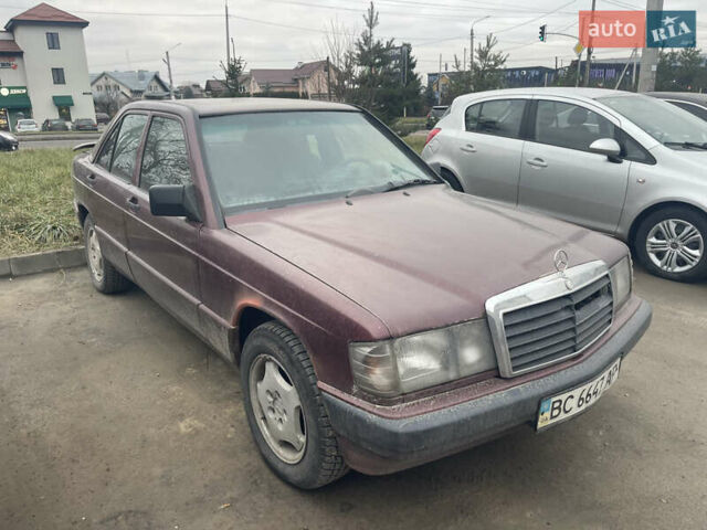 Червоний Мерседес 190, об'ємом двигуна 2 л та пробігом 309 тис. км за 1400 $, фото 1 на Automoto.ua