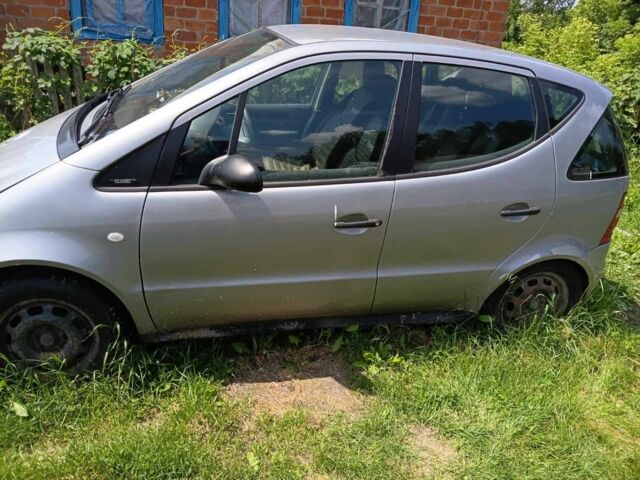 Сірий Мерседес 190, об'ємом двигуна 1.7 л та пробігом 1 тис. км за 1400 $, фото 1 на Automoto.ua