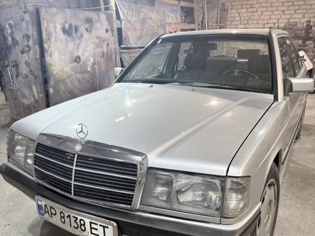 Сірий Мерседес 190, об'ємом двигуна 2 л та пробігом 1 тис. км за 2902 $, фото 1 на Automoto.ua