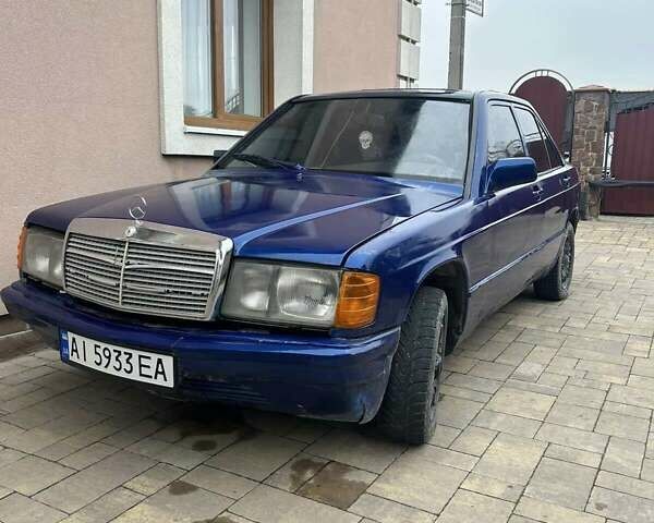 Синий Мерседес 190, объемом двигателя 2 л и пробегом 377 тыс. км за 1200 $, фото 1 на Automoto.ua