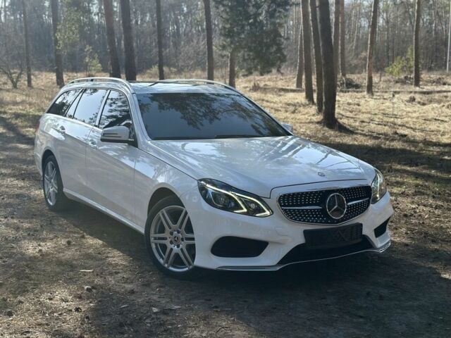 Белый Мерседес 200, объемом двигателя 2.2 л и пробегом 346 тыс. км за 14000 $, фото 1 на Automoto.ua