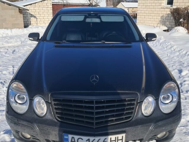 Черный Мерседес 200, объемом двигателя 0 л и пробегом 340 тыс. км за 10850 $, фото 1 на Automoto.ua