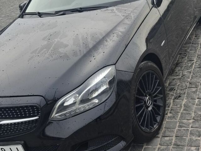 Черный Мерседес 200, объемом двигателя 0 л и пробегом 200 тыс. км за 11500 $, фото 1 на Automoto.ua