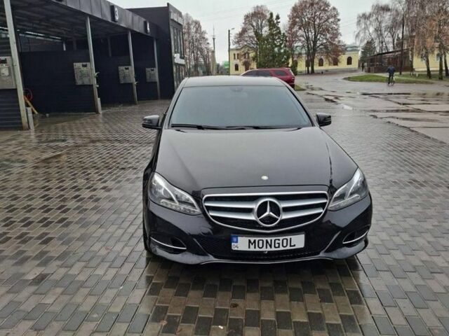 Чорний Мерседес 200, об'ємом двигуна 2.2 л та пробігом 247 тис. км за 16000 $, фото 1 на Automoto.ua