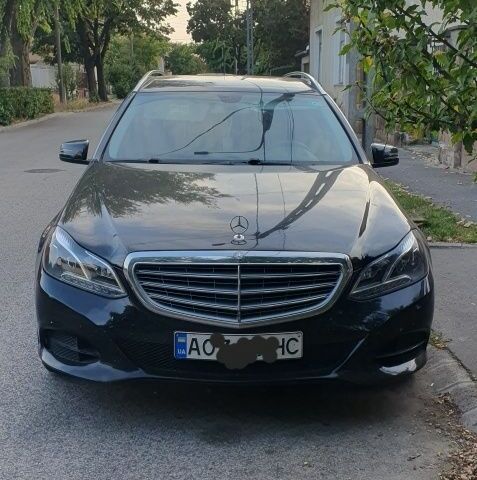 Мерседес 200 2014 в Ужгороде на Automoto.ua Черный Мерседес 200, объемом двигателя 2.1 л и пробегом 280 тыс. км за 12500 $, фото 1 на Automoto.ua