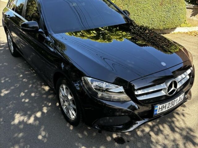 Чорний Мерседес 200, об'ємом двигуна 1.6 л та пробігом 3 тис. км за 13500 $, фото 1 на Automoto.ua