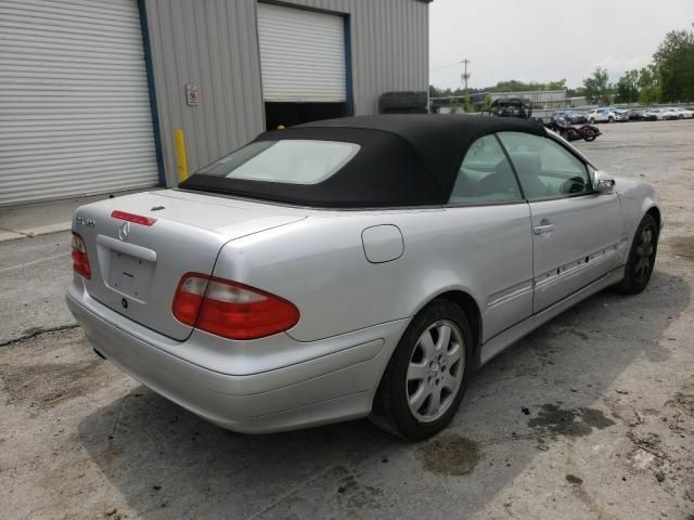 Серый Мерседес 200, объемом двигателя 0 л и пробегом 3 тыс. км за 2500 $, фото 1 на Automoto.ua