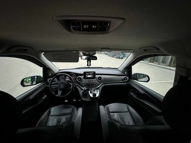 Серый Мерседес 200, объемом двигателя 2.1 л и пробегом 249 тыс. км за 27000 $, фото 1 на Automoto.ua