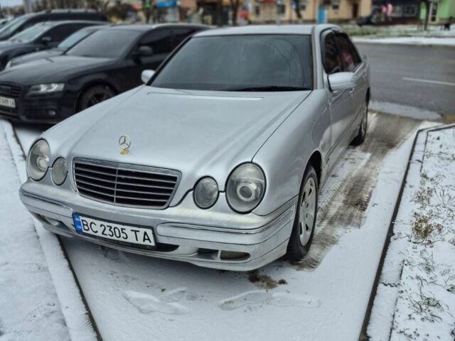 Серый Мерседес 200, объемом двигателя 2 л и пробегом 340 тыс. км за 1700 $, фото 1 на Automoto.ua