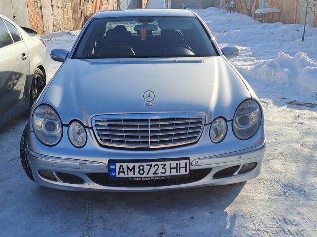 Сірий Мерседес 200, об'ємом двигуна 1.8 л та пробігом 400 тис. км за 6500 $, фото 1 на Automoto.ua