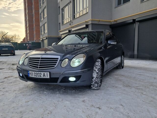 Сірий Мерседес 200, об'ємом двигуна 1.8 л та пробігом 260 тис. км за 7700 $, фото 1 на Automoto.ua