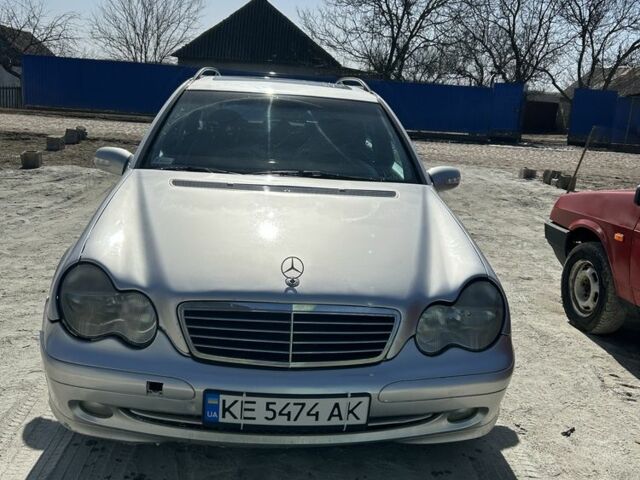 Сірий Мерседес 200, об'ємом двигуна 1.8 л та пробігом 310 тис. км за 3550 $, фото 1 на Automoto.ua