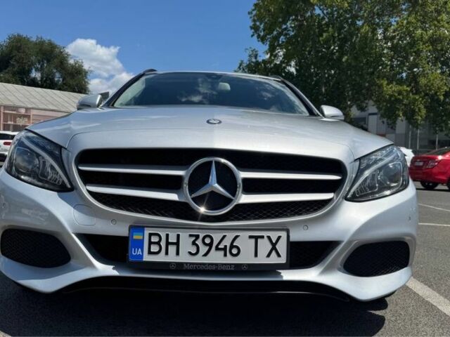 Серый Мерседес 200, объемом двигателя 1.6 л и пробегом 218 тыс. км за 16000 $, фото 1 на Automoto.ua