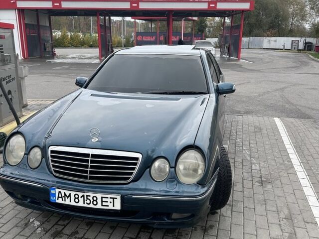 Синій Мерседес 200, об'ємом двигуна 3.2 л та пробігом 341 тис. км за 4000 $, фото 1 на Automoto.ua