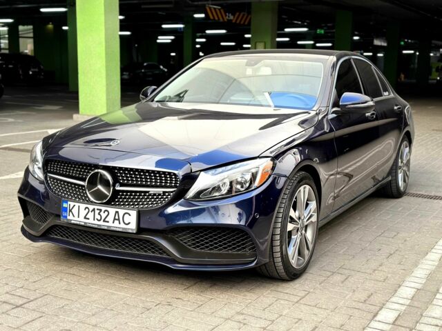 Синий Мерседес 200, объемом двигателя 2 л и пробегом 158 тыс. км за 17900 $, фото 1 на Automoto.ua