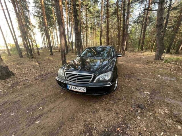 Чорний Мерседес 220, об'ємом двигуна 3.7 л та пробігом 260 тис. км за 3710 $, фото 1 на Automoto.ua