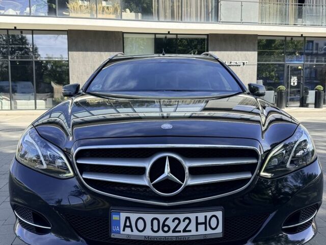 Чорний Мерседес 220, об'ємом двигуна 2.2 л та пробігом 549 тис. км за 14049 $, фото 1 на Automoto.ua