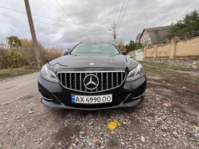 Чорний Мерседес 220, об'ємом двигуна 2.2 л та пробігом 280 тис. км за 17500 $, фото 1 на Automoto.ua