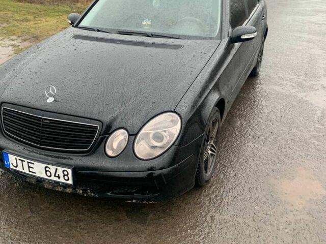 Мерседес 220, объемом двигателя 0 л и пробегом 300 тыс. км за 3100 $, фото 1 на Automoto.ua