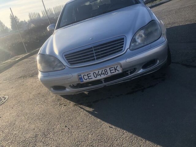 Серый Мерседес 220, объемом двигателя 3.2 л и пробегом 200 тыс. км за 2900 $, фото 1 на Automoto.ua