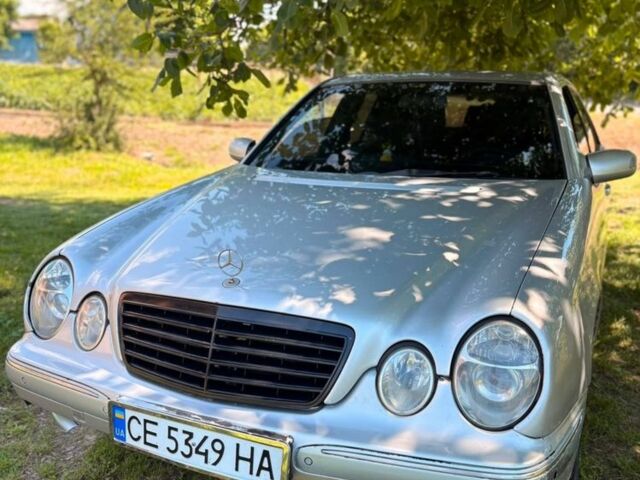 Сірий Мерседес 220, об'ємом двигуна 2.2 л та пробігом 350 тис. км за 2850 $, фото 1 на Automoto.ua