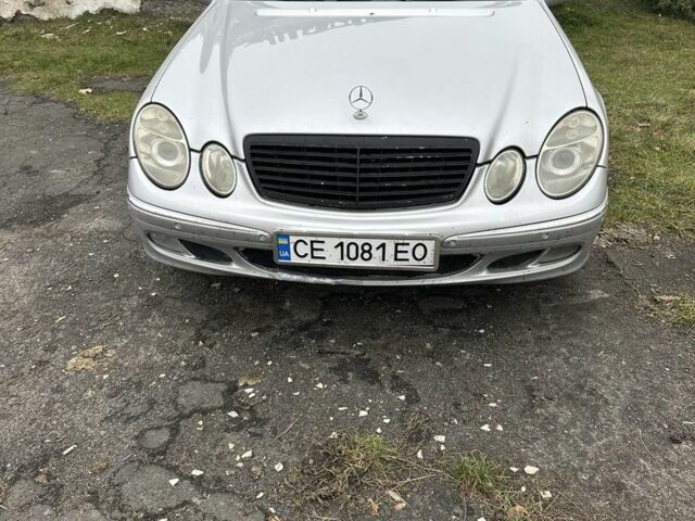 Серый Мерседес 220, объемом двигателя 2.1 л и пробегом 3 тыс. км за 4400 $, фото 1 на Automoto.ua