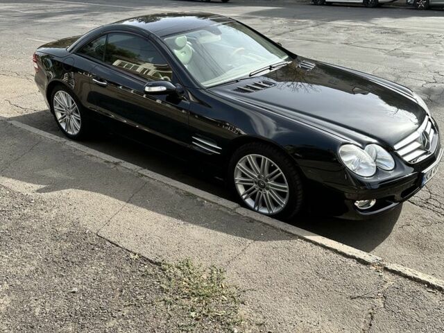 Мерседес 230 2005 в Кривом Роге на Automoto.ua Черный Мерседес 230, объемом двигателя 3.5 л и пробегом 200 тыс. км за 15000 $, фото 1 на Automoto.ua