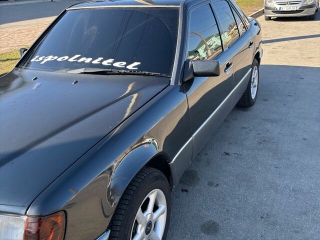 Черный Мерседес 230, объемом двигателя 2.3 л и пробегом 412 тыс. км за 1500 $, фото 1 на Automoto.ua