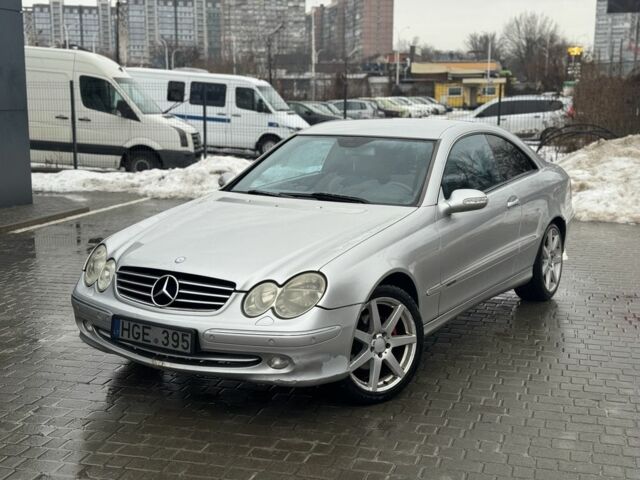 Серый Мерседес 240, объемом двигателя 2.4 л и пробегом 300 тыс. км за 3400 $, фото 1 на Automoto.ua