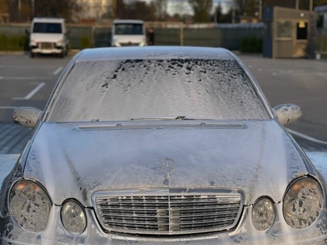 Серый Мерседес 240, объемом двигателя 2.6 л и пробегом 345 тыс. км за 5200 $, фото 1 на Automoto.ua