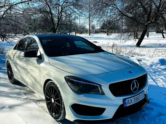 Білий Мерседес 250, об'ємом двигуна 2 л та пробігом 18000 тис. км за 14999 $, фото 1 на Automoto.ua