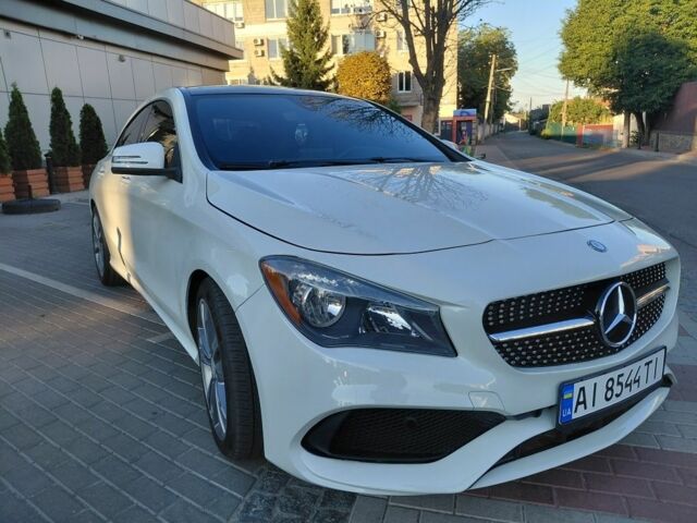Білий Мерседес 250, об'ємом двигуна 0 л та пробігом 125 тис. км за 15000 $, фото 1 на Automoto.ua