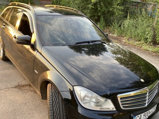 Мерседес 250 2011 в Тальном на Automoto.ua Черный Мерседес 250, объемом двигателя 2.1 л и пробегом 3 тыс. км за 9500 $, фото 1 на Automoto.ua